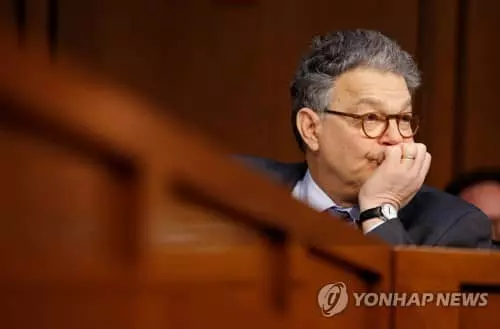 '성추문' 타격...연방의원들 잇달아 사퇴