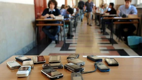 수업 중 휴대전화 금지 고교 확대 ‘순항’