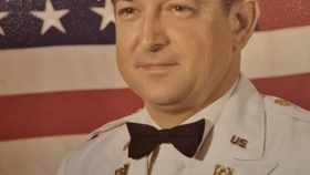 브론즈스타 영웅 스트릭랜드 성도 별세