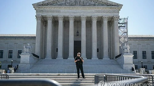 대법 "트럼프 상호관세 위법"…국가별 관세 법적기반 붕괴