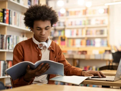 부담스러운 에세이 작성… 여러 단계 거쳐야 비로소 완성