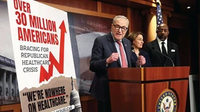 미국인들, 의료비 부담에 ‘휘청’… 3명 중 1명 “생활비 줄여”